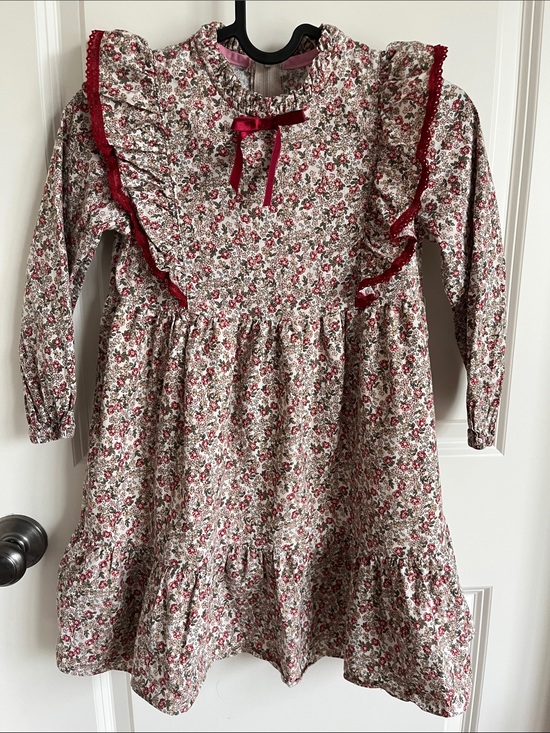 FRIENDS Other - FRIENDS Pink and Burgundy Floral Ruffle Dress
